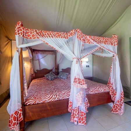 Lake Naivasha Crescent Camp Exteriör bild